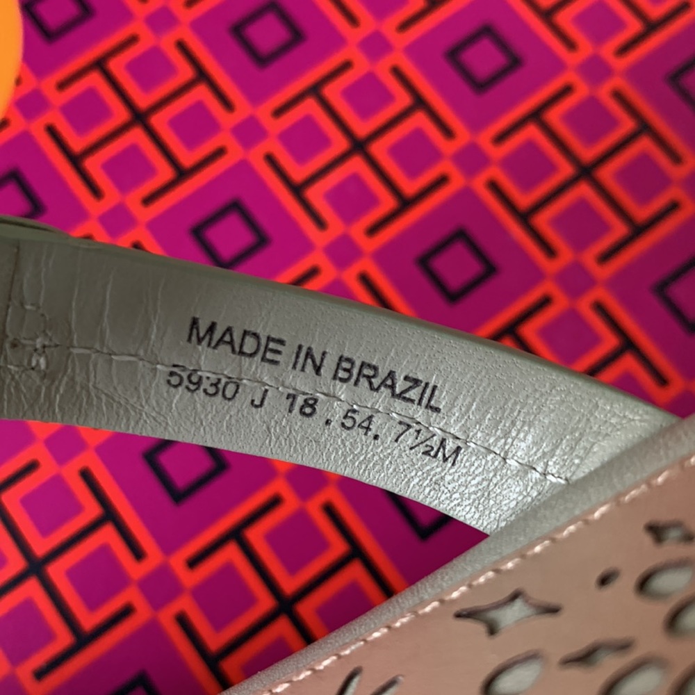 NIB TORY BURCH Authentic Rare Miller Sage Leather Scallop Thong Sandal Size 7.5 - Picture 11 of 14